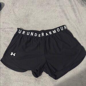 Under Armour Black Athletic Shorts Lightweight Comfort